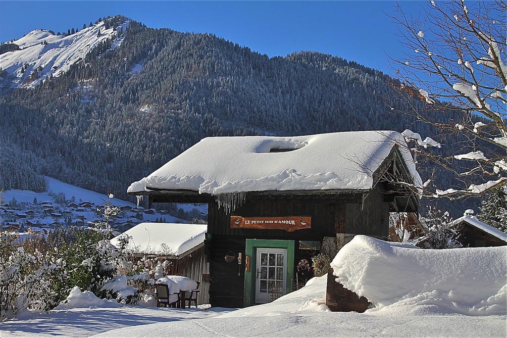 Micro-Lodge, Le Petit Nid D'Amour モントリオン エクステリア 写真
